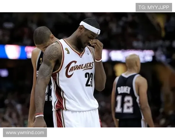 CC单场豪取30分5板10助3断3帽上一位东部球员是09年詹姆斯