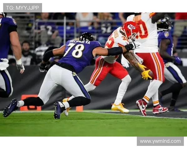 奎因高效发挥助力球队胜利理查德首发表现令人失望桑德斯犯规过多影响比赛